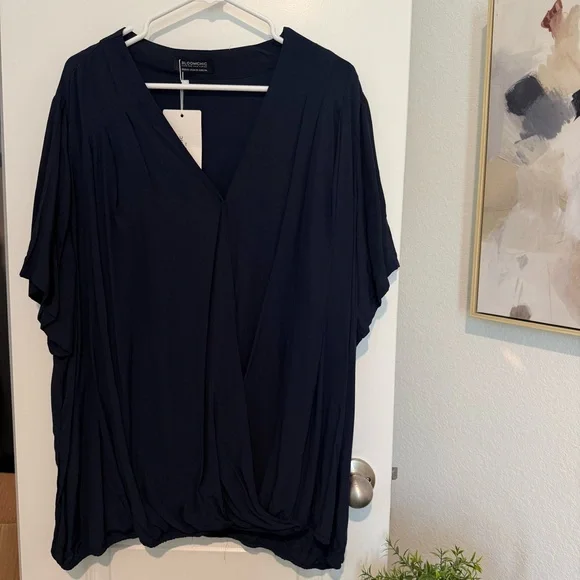 Bloomchic Navy V-Neck Draped Women's Top Size 22-24 - Picture 2 of 7